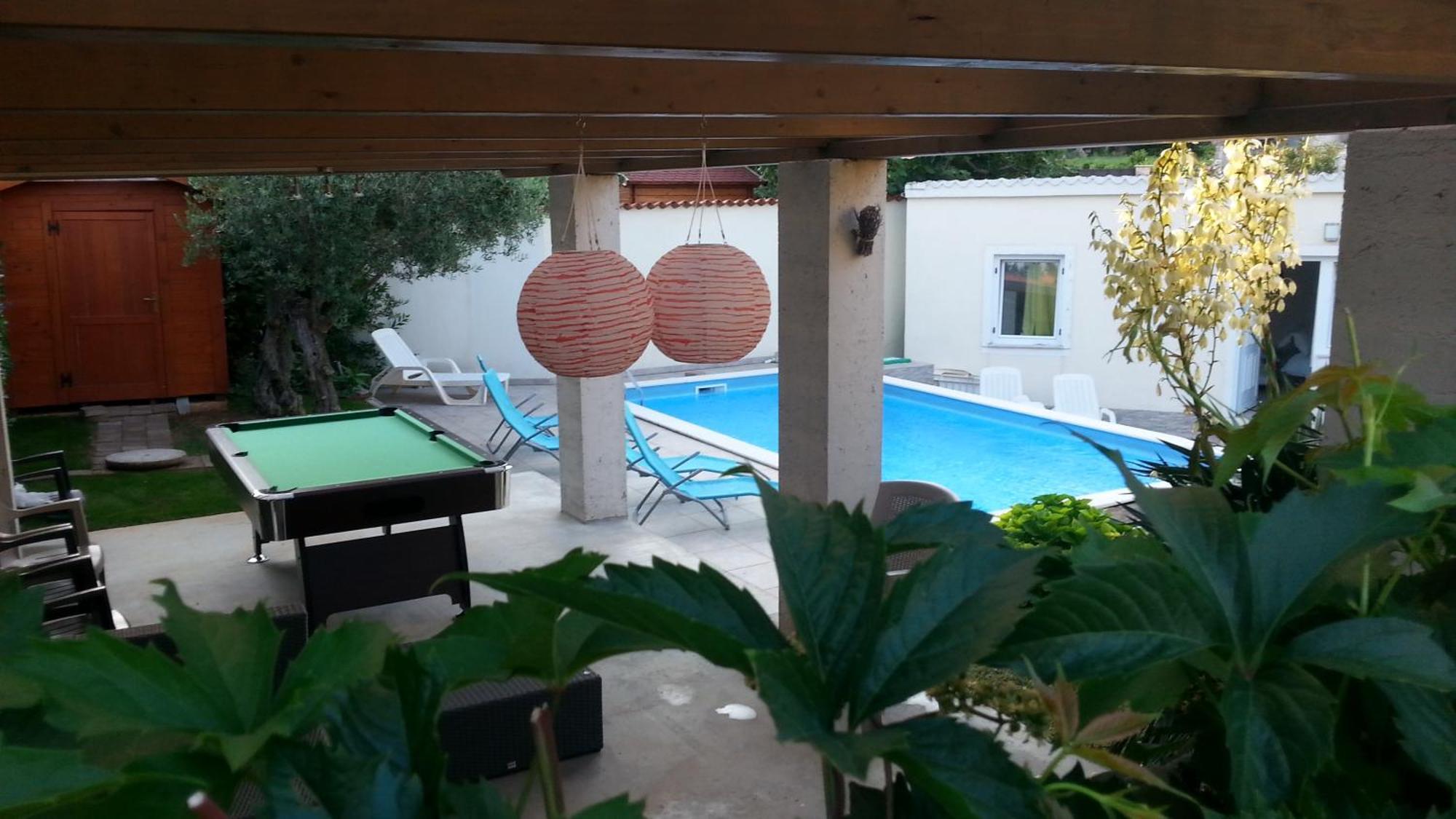 Holiday Homes Mare Premantura Esterno foto